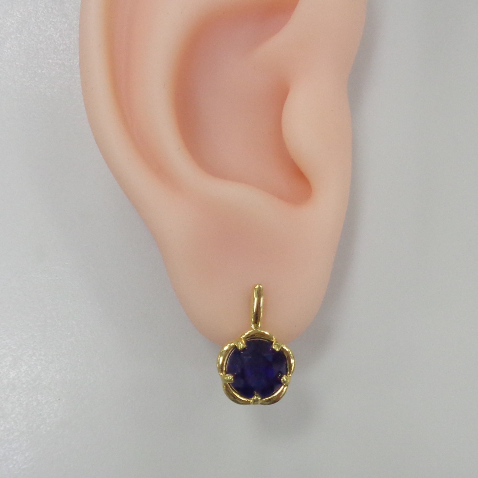 Серебряные серьги с сапфирами